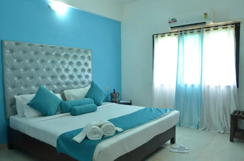 Paradise Village Beach Resort