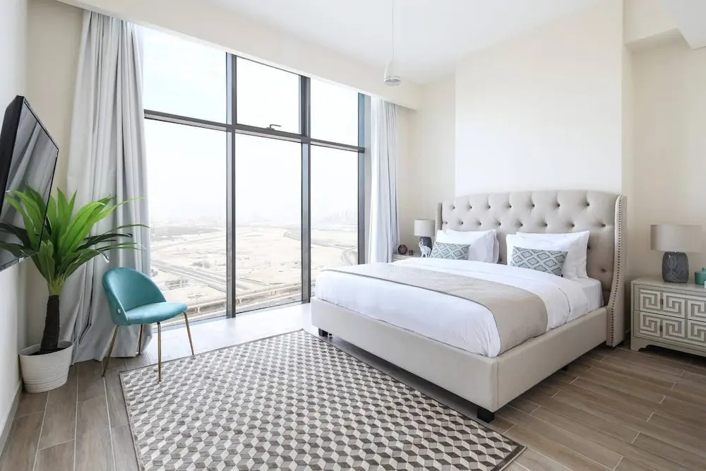 Superior + Luxurious 2BR - Sleeping 7!