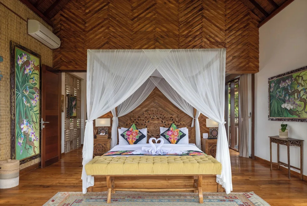 Villa Lembah Damai