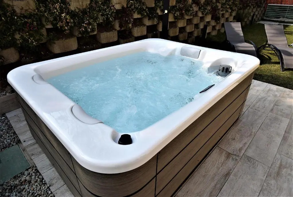 Appartamento Fiordaliso Bellagio Wild Flowers - HOT TUB