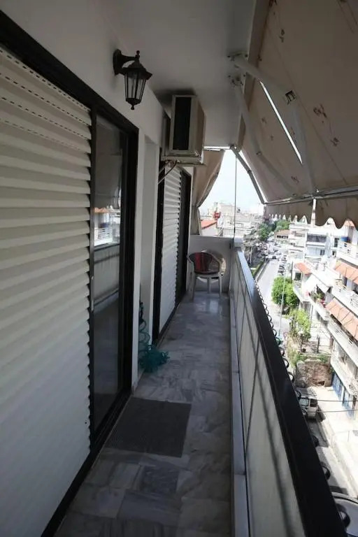 Cozy/Comfortable flat 50 sq flat, 15' from city's centre. Great VFM!