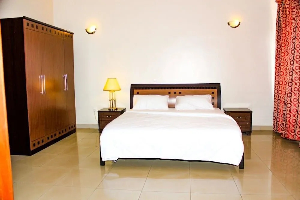 Azalea Guest House Gisozi