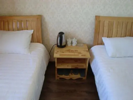 Bianchui Zhijia Hotel