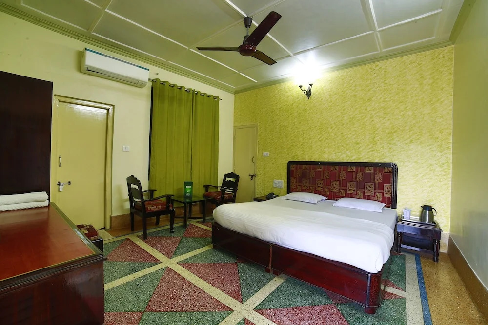 Hotel Samrat International