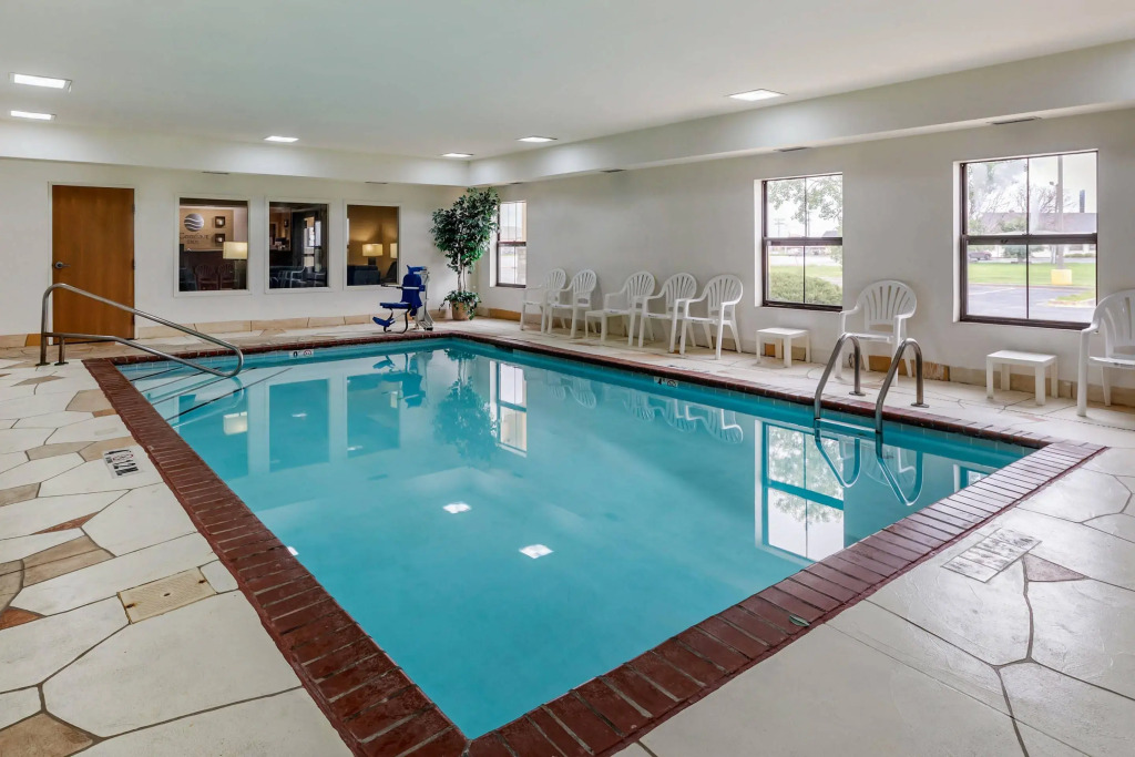 Comfort Inn Walcott near Davenport