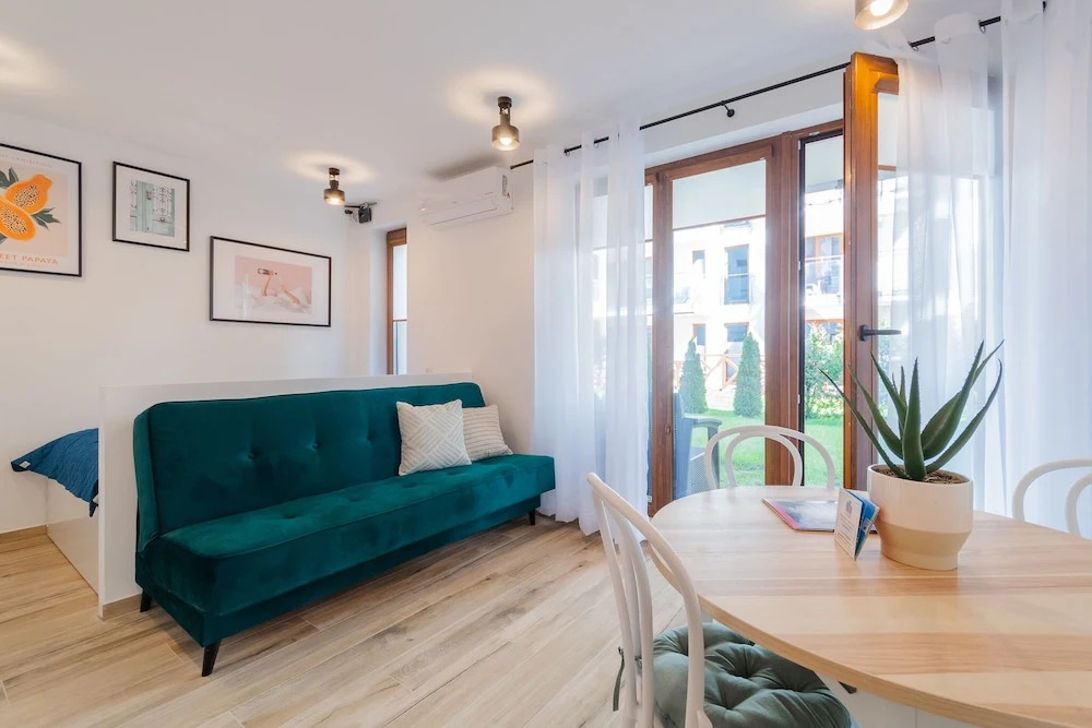 APARTAMENTY MIERZEJA - STEGNA PARK STUDIO, 500m od plaży, bezpłatny meleks