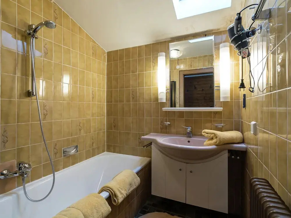Mountain View Apartment With Sauna In Taxenbach