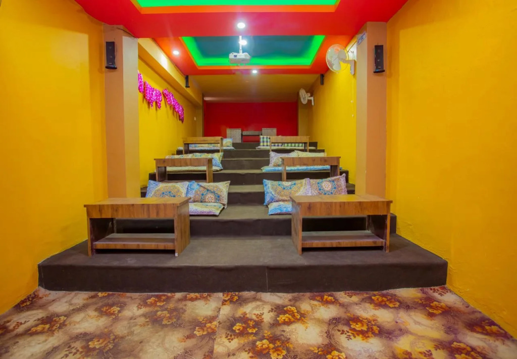 Hotel The Hub By OYO Rooms