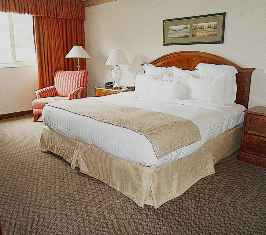 Quail Hollow Resort