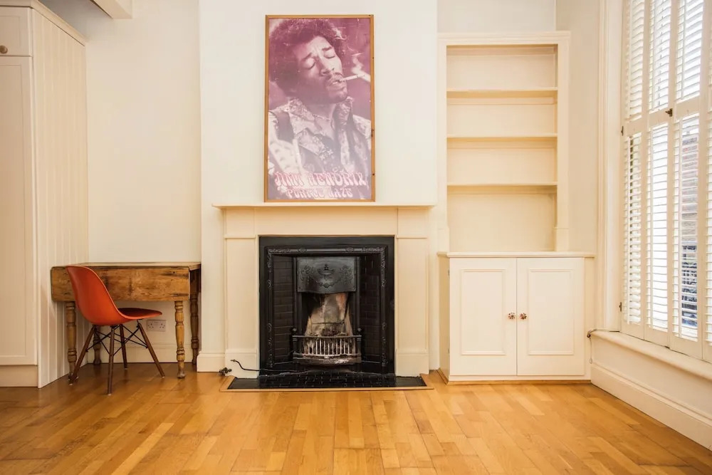 1 Bedroom Apartment in West London
