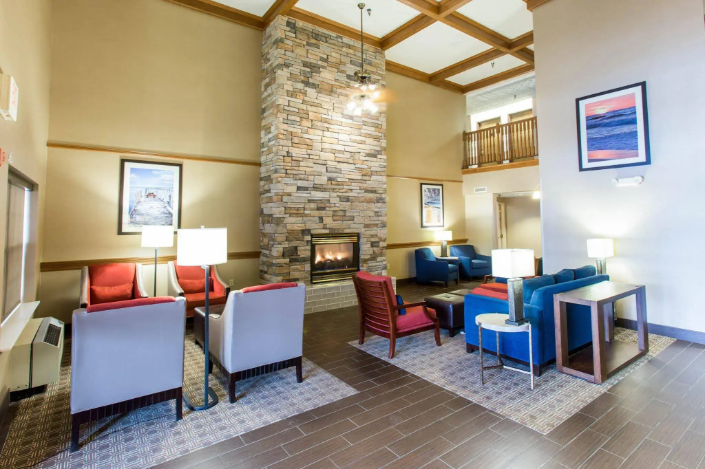 Comfort Suites Marquette