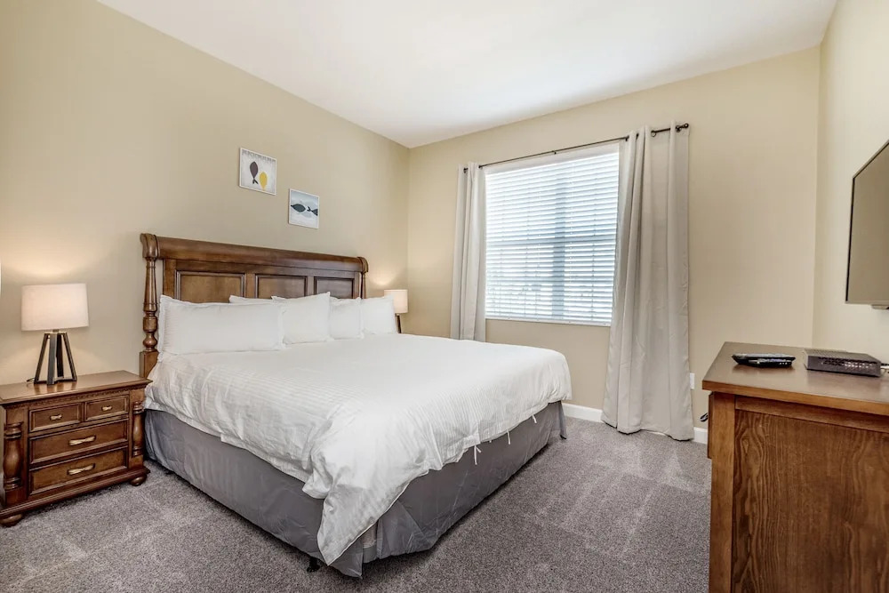 Lovely 6Bd Pool Hm Champions Gate-1614mvd