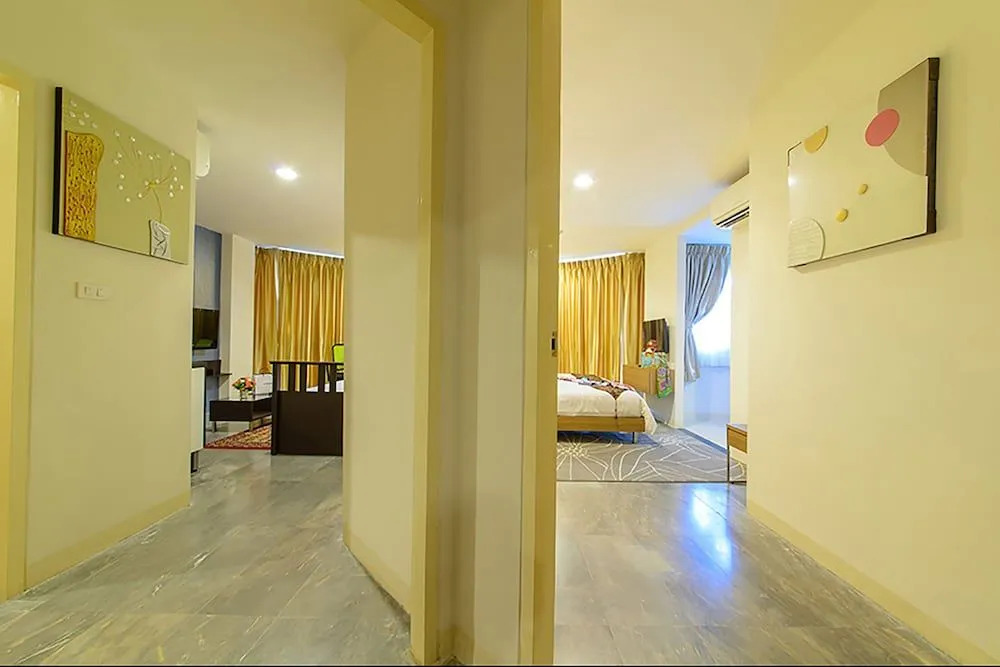 Beyond Suite Rama8