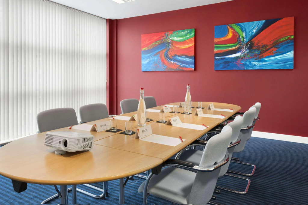 Ramada Encore by Wyndham Doncaster Airport