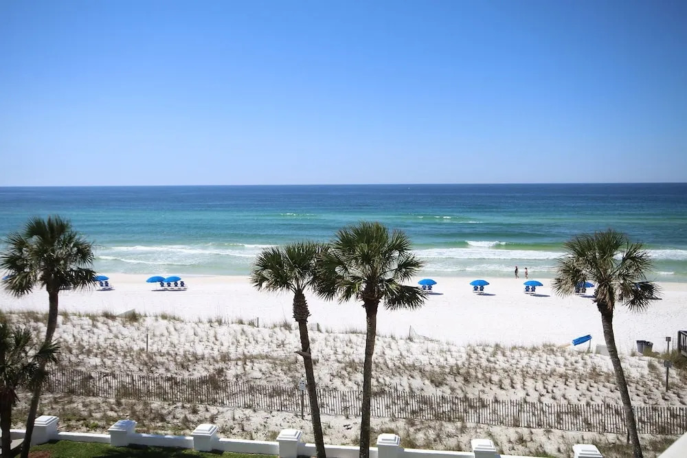 448 El Matador 2 Bedroom Condo by RedAwning