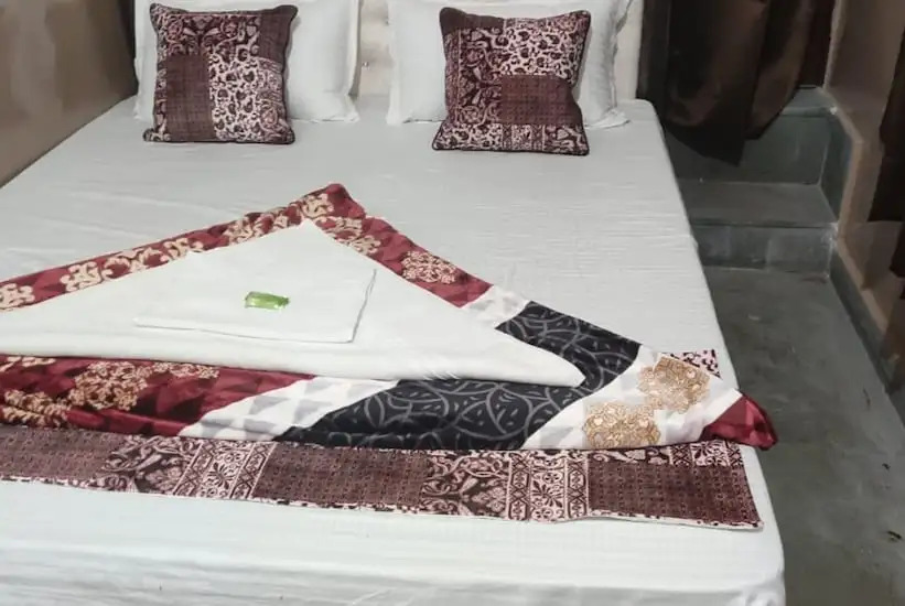Hotel Mamnani