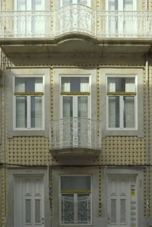 Olivia 1895 Apartments