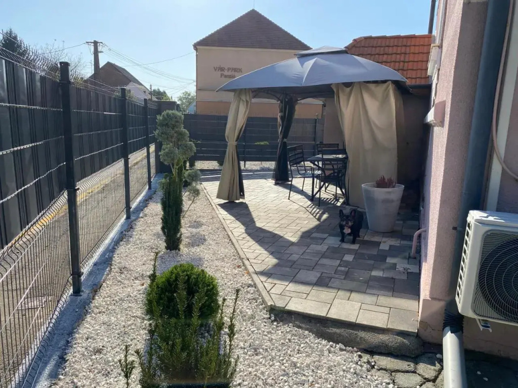 Varkerulet Apartman