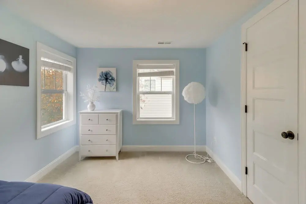 Warrenton Gem: Walk to Downtown!