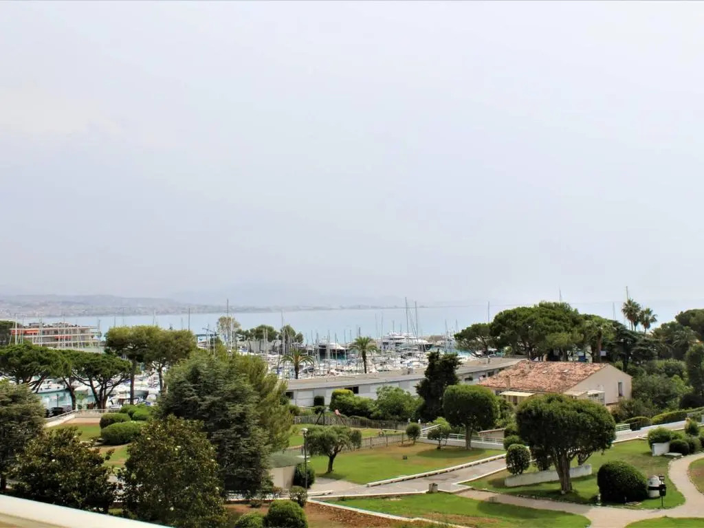 Appartement Villeneuve-Loubet, 2 pièces, 4 personnes - FR-1-252A-82