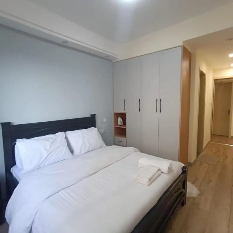 Lux Suites Siaya Park Apartments