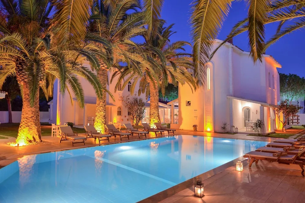 Villa Blanche Otel