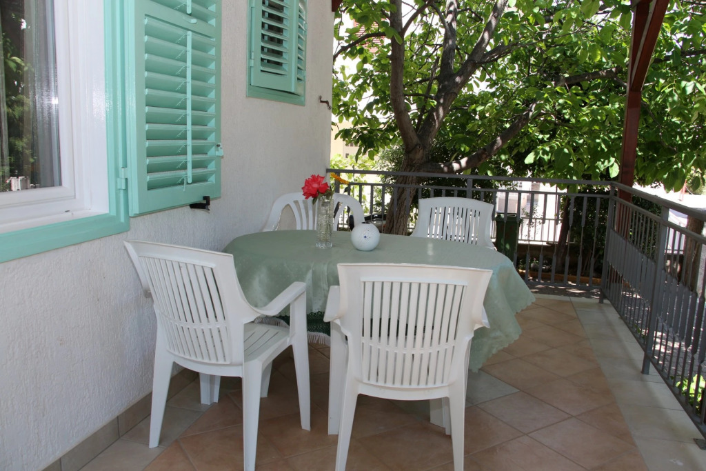 Apartment Radin - 2 bedroom apartment: A1 Vodice, Riviera Sibenik