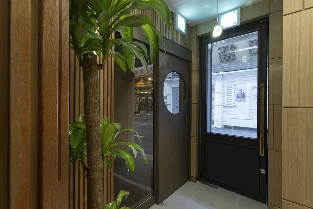Busan Lounge 26 Hotel