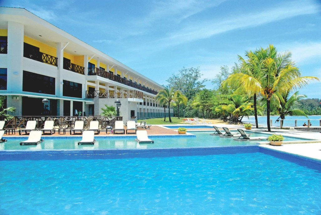Playa Tortuga Hotel Beach And Resort