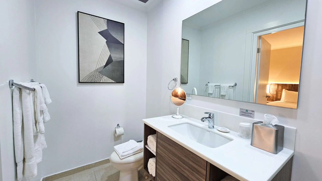 Aruba Boutique & Art Hotel