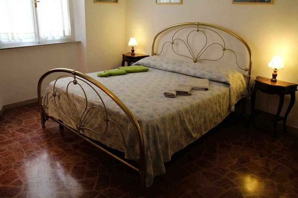 Guest House - Rooms Rent Cisanello