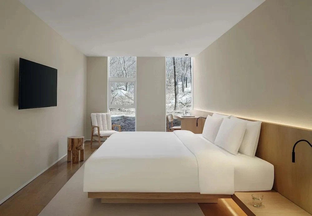Commune by the Great Wall managed by Kempinski