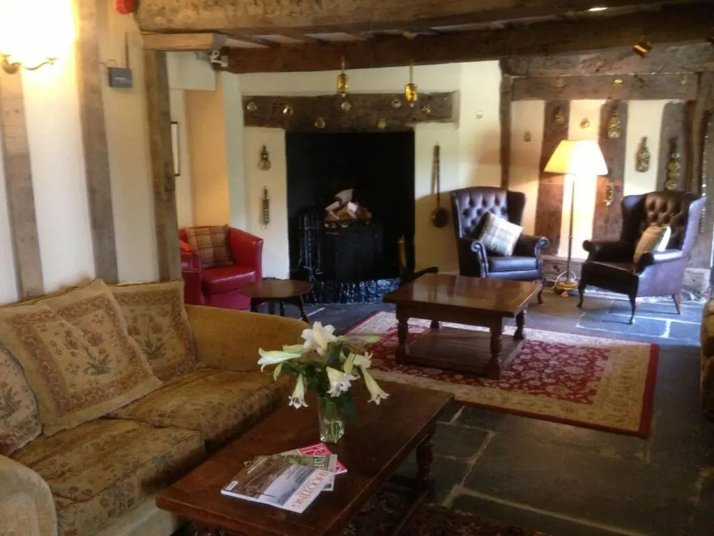 Brigands Inn