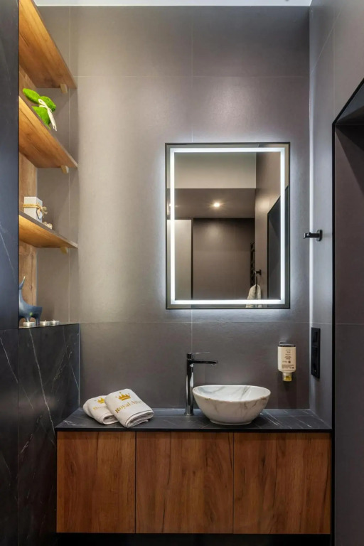 Royal apartment on Balabana 23