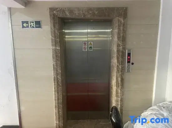 Yuhe Hotel