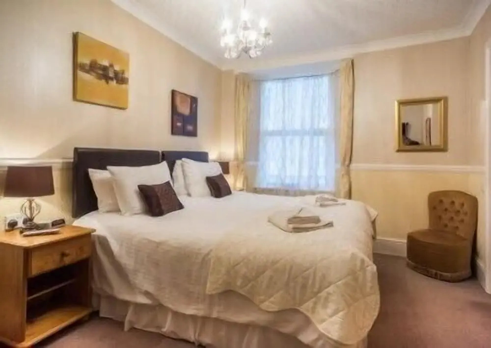 Thornhill Hotel