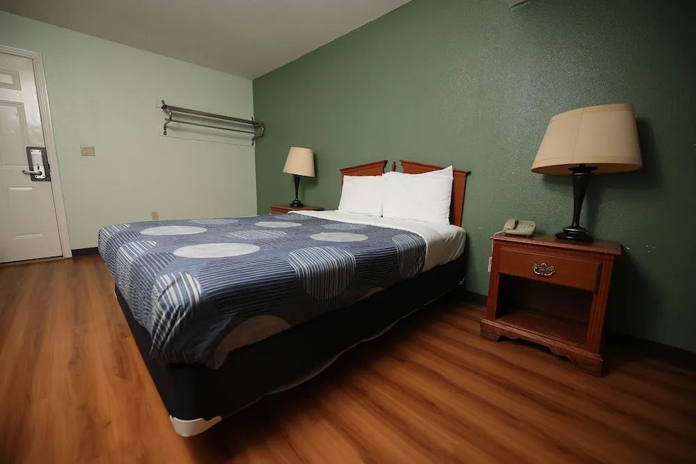 Texas Inn Waxahachie
