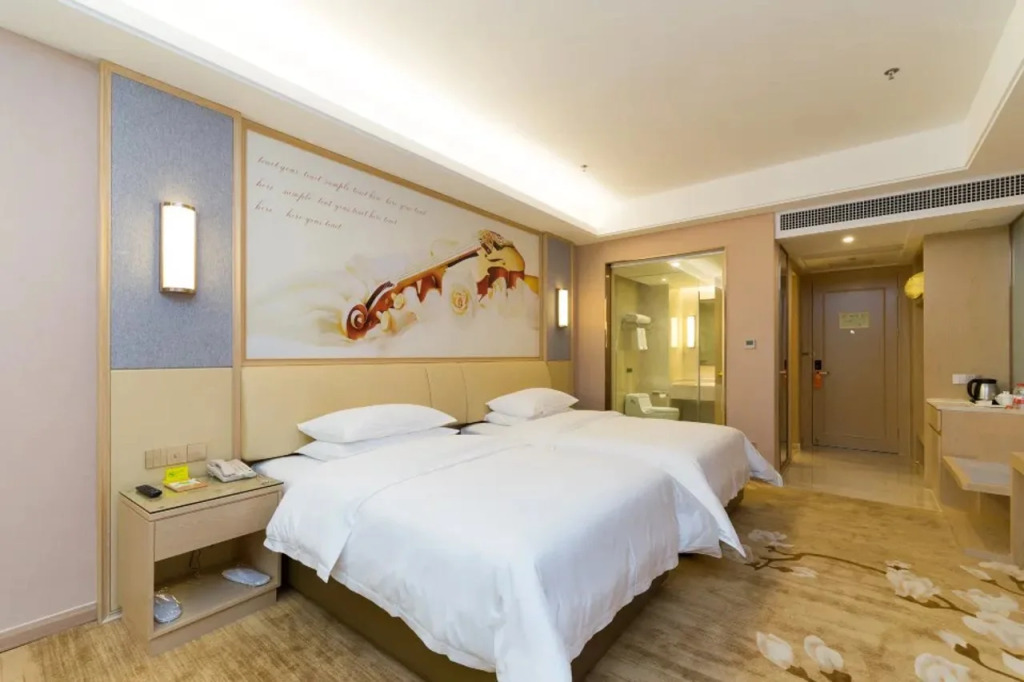Venus International Hotel