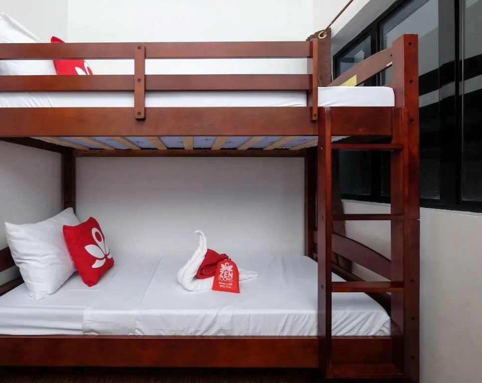 ZEN Rooms Woodridge Mckinley BGC
