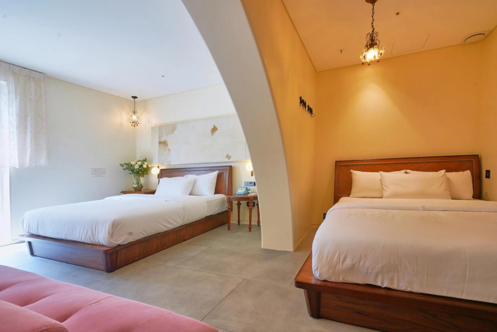 Le Mong Hotel