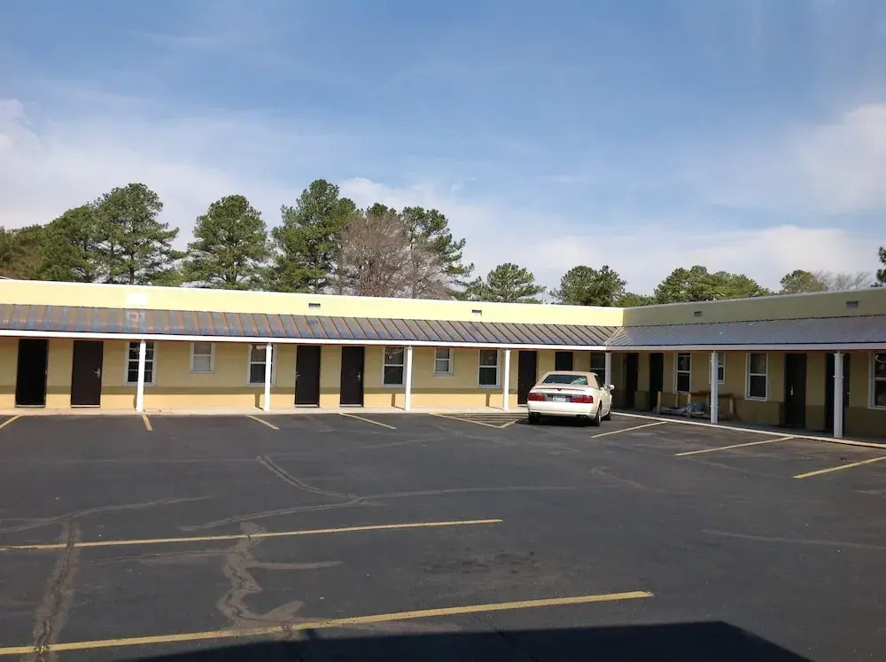 Budget Inn