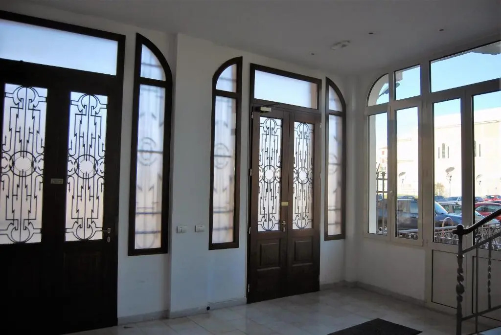 Modern & Bright Flat - 2 Min From the Sea