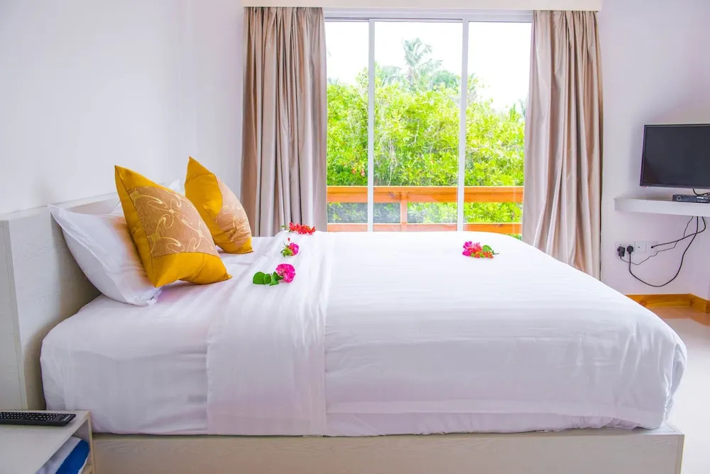 Отель Xen Midu Hotel Addu City Maldives	