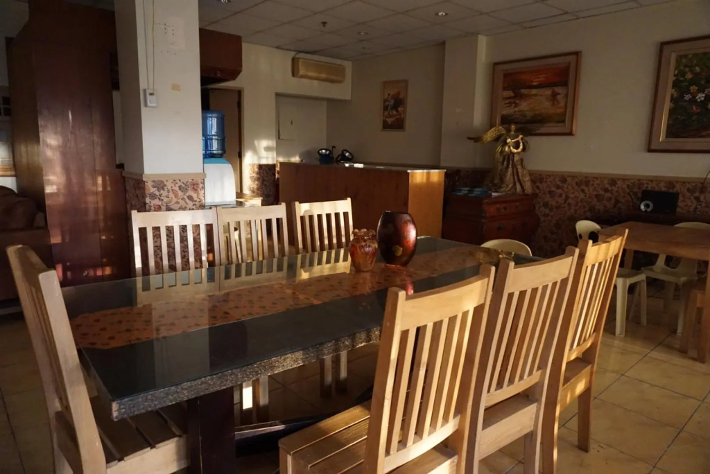 Lylie Hotel