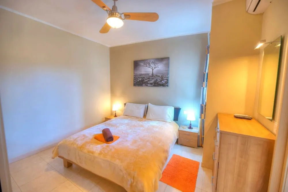 Spacious Apartment With Pool in Misrah Simar Qala