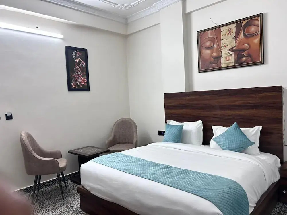 Abharam Retreats