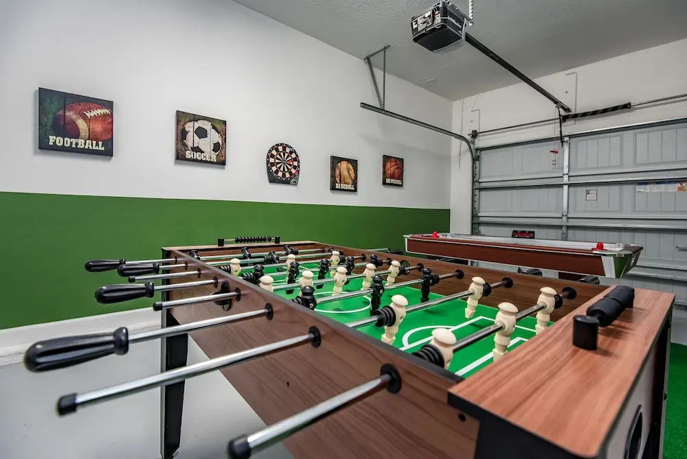 6 Bedroom Villa W Private Pool & Game Room