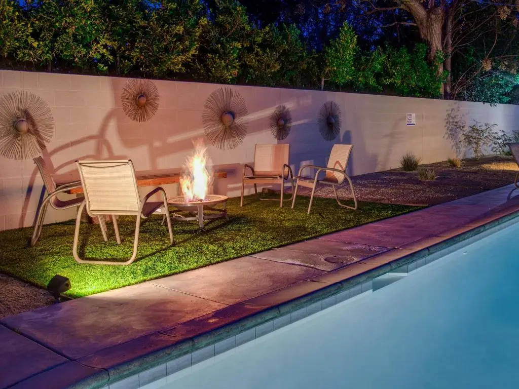 Boo Boos Hideaway by ACME House Company