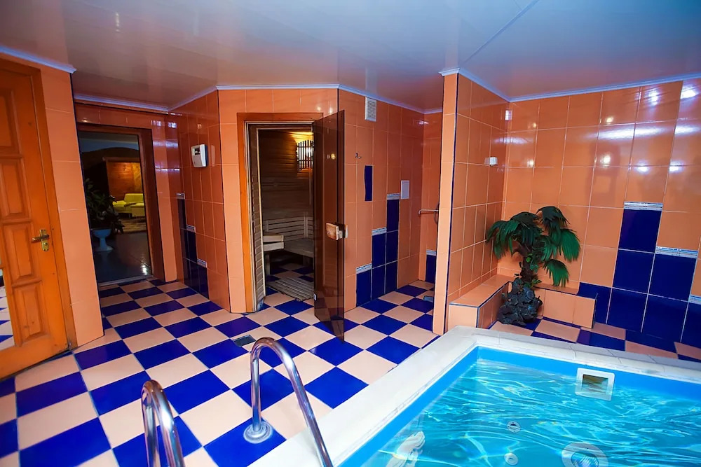 Jam Hotel Rakovets