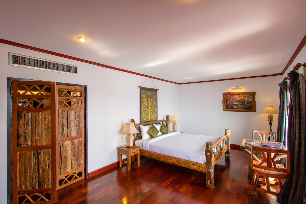 Baan Hin Sai Resort & Spa